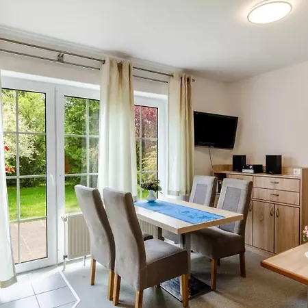 Helene Knuttweg 6 Apartment *